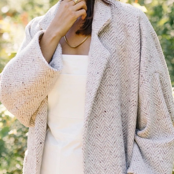 Horses Atelier Alchemical Oversized Sandstone Herringbone Wool Coat Size 2 - Picture 3 of 15